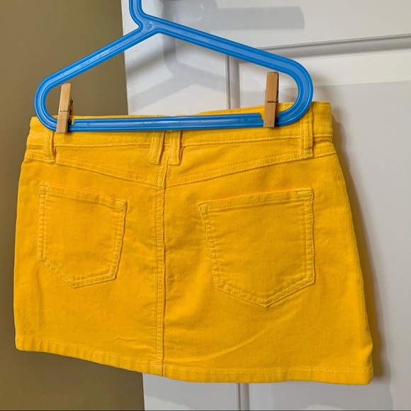 Yellow Corduroy mini skirt size S - Picture 3 of 3